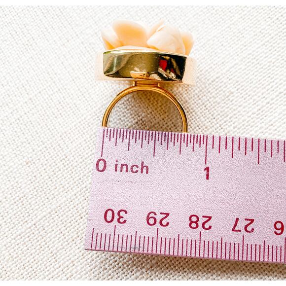 Marni Carved Flower Ring - Picture 8 of 10